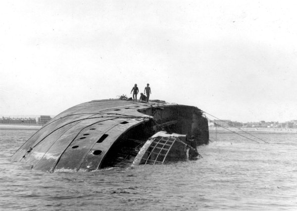The MV Hendrika, Redcar, 1973
