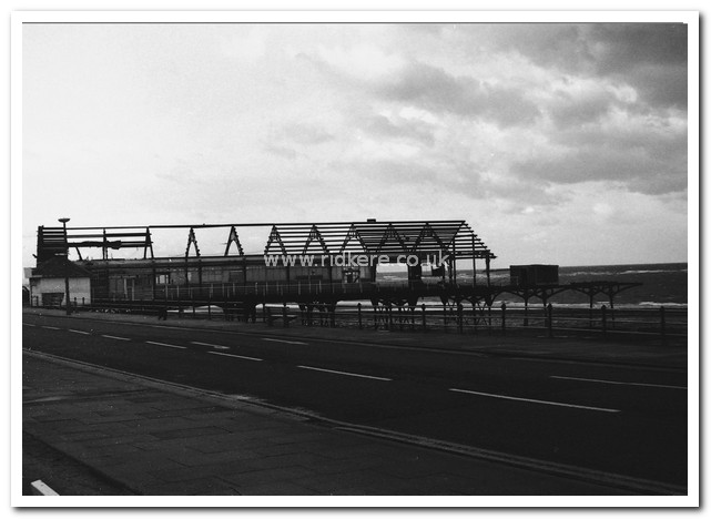 Demolition of Redcar Pier, 1980-1981