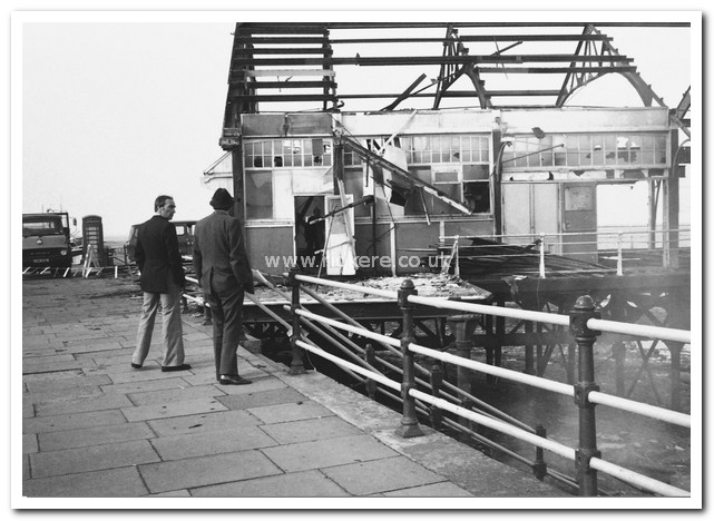 Demolition of Redcar Pier, 1980-1981